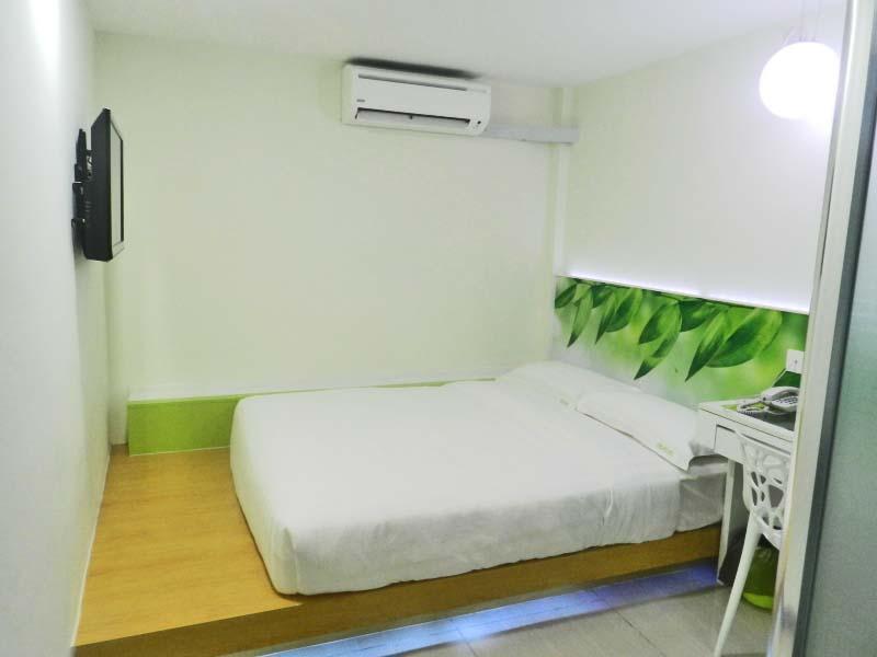 Green Apple Boutique Hotel Кота-Кінабалу Екстер'єр фото